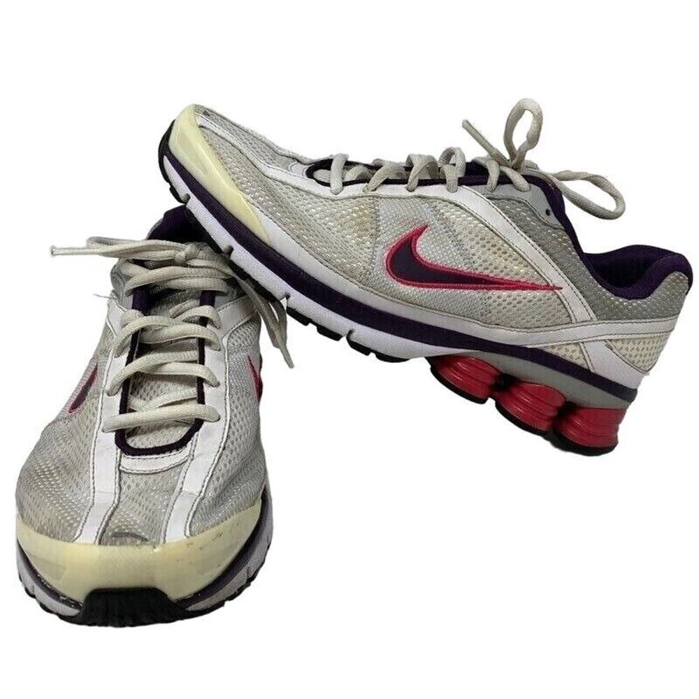 Nike Shox Turmoil 2 Running Shoes Womens 9 White Pink Low Top Runner 375434-151